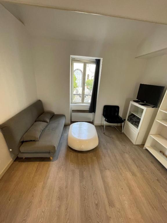 Appartements Sympas Et Confortables Proche De Paris Nanterre Exterior foto